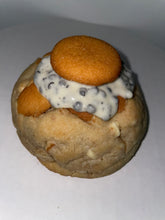 Load image into Gallery viewer, Cookies and Cream Banana Pudding