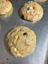 Load image into Gallery viewer, Reese’s